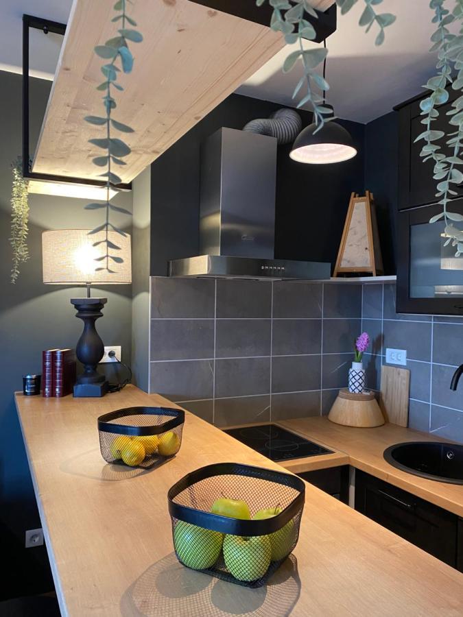 Apartment Bubble Split